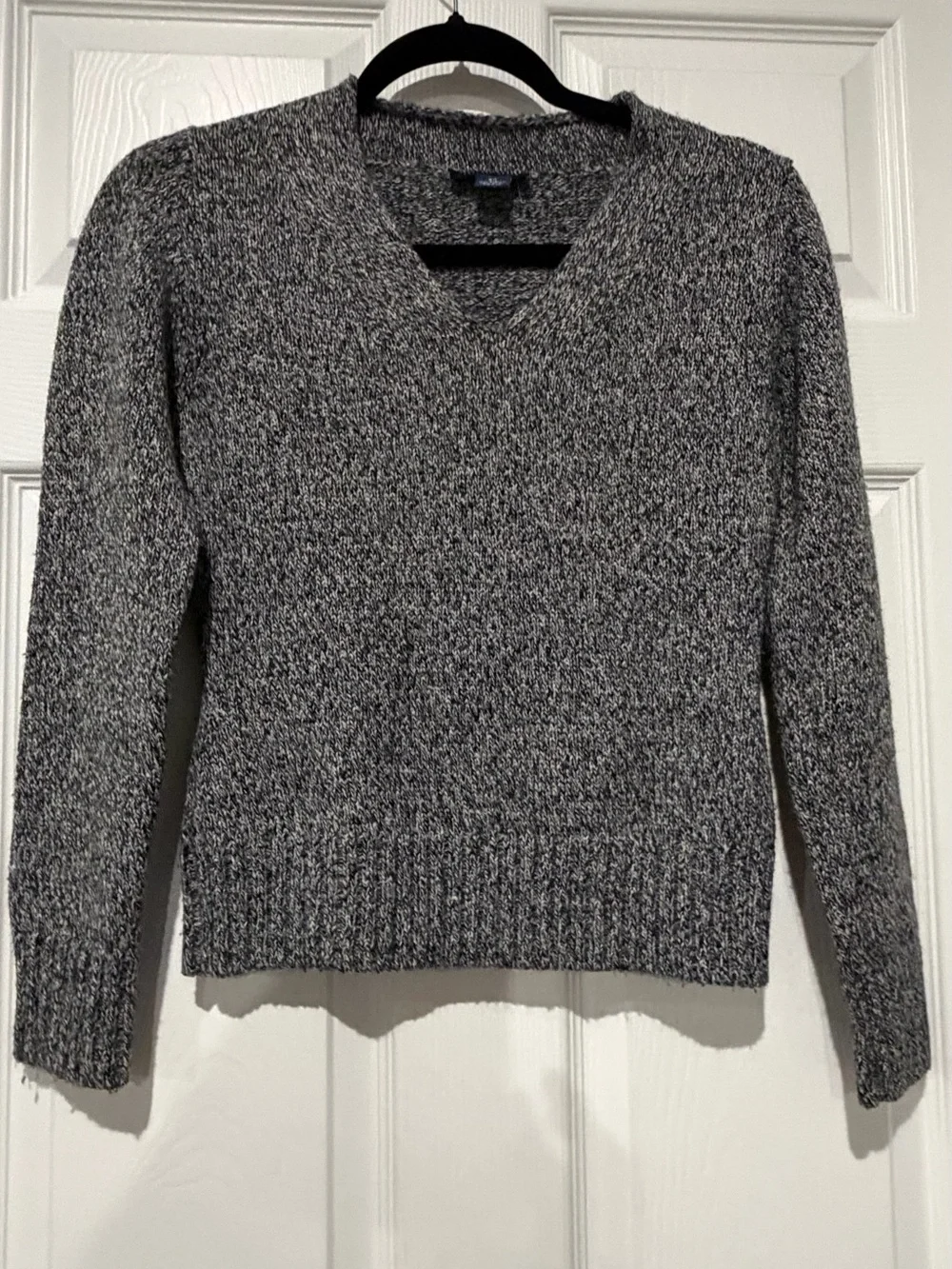 Ann Taylor Factory Gray Marled V-Neck Sweater